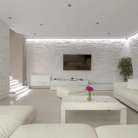 Semesterbostad Alex Exclusive