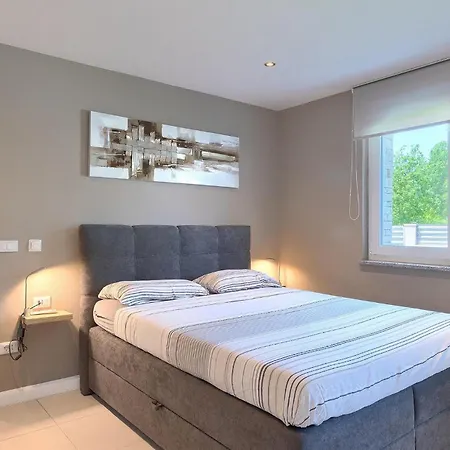 Alex Exclusive Semesterbostad *