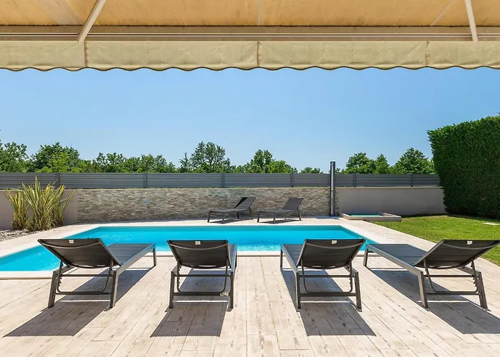 Alex Exclusive Poreč