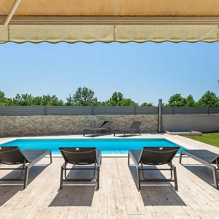 Alex Exclusive Porec