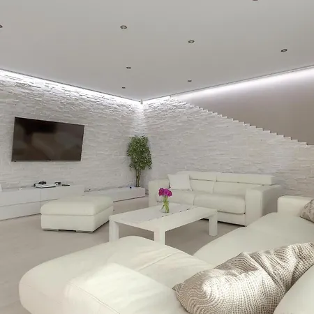 Alex Exclusive Пореч